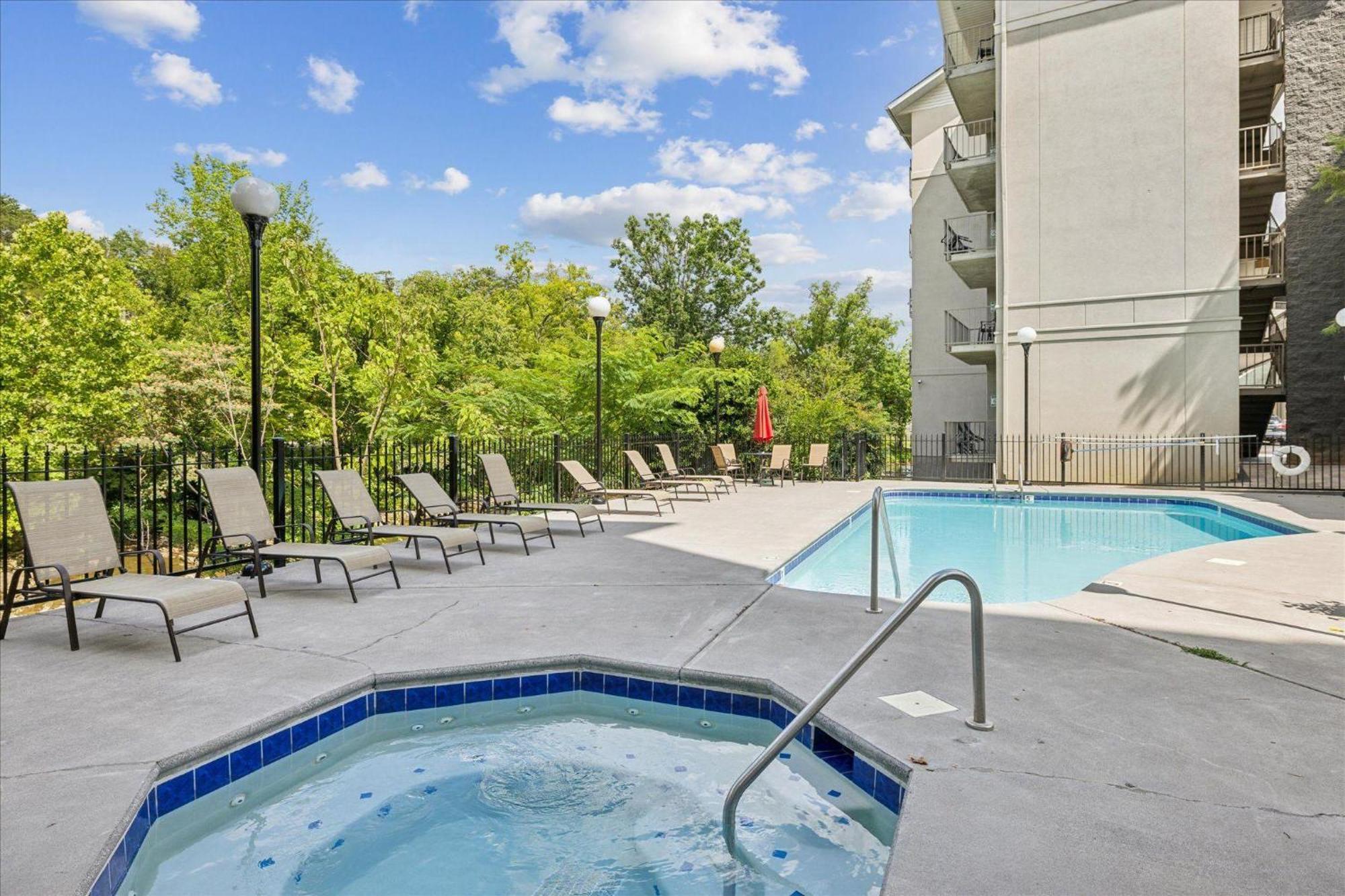 Cl 202 River Delight Pigeon Forge Exterior photo